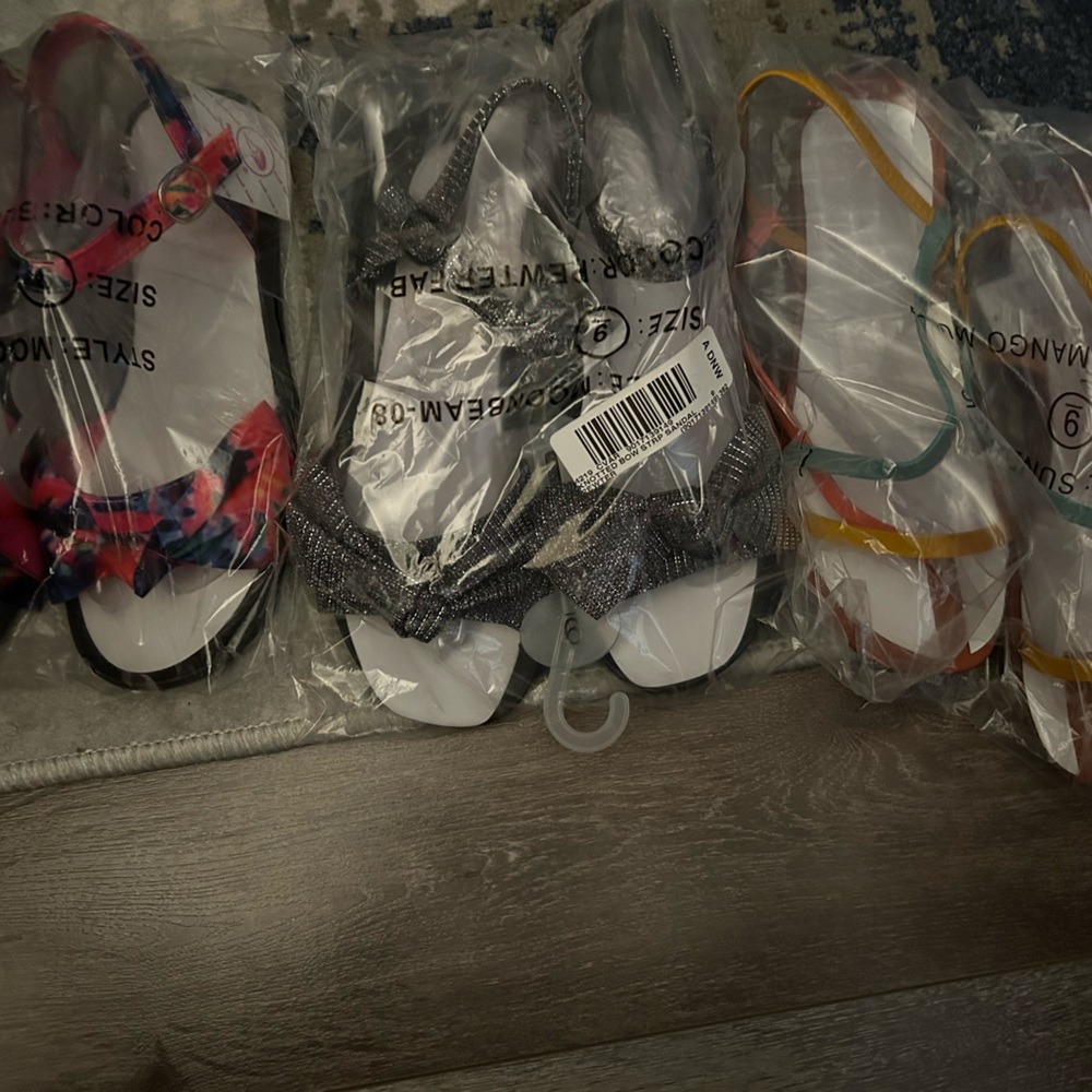 Brand new sandals Set